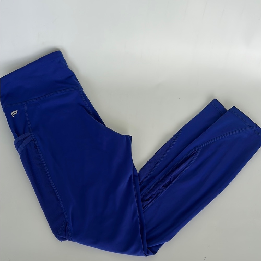 🌼3 for $15🌼 Motion365 Fabletics Trinity Mid-Rise Pocket Side Mesh Capri Leggings